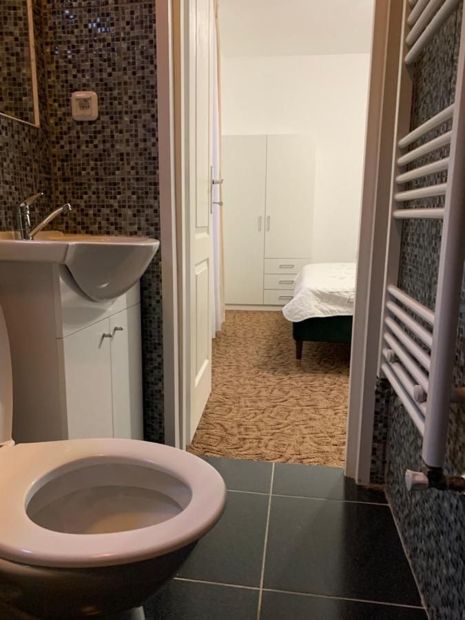 Luxury Accommodation Republicii Braşov Exterior foto